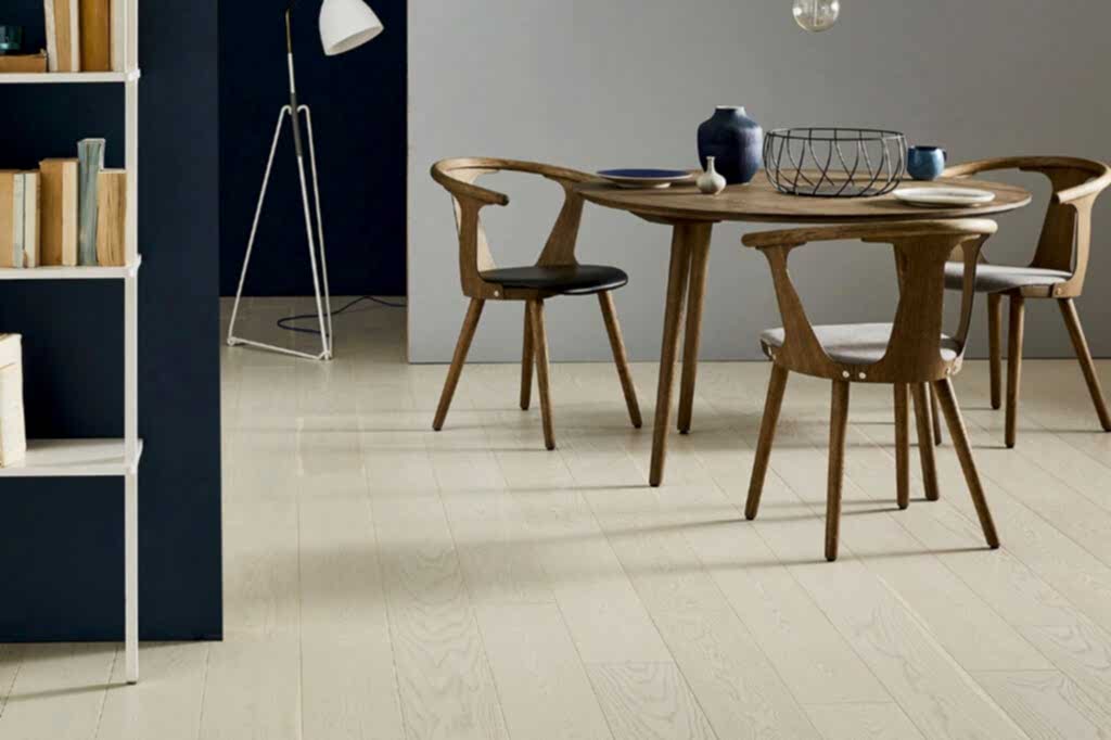 Barbers Flooring | Products Image | Showing a wood floor in a dining area